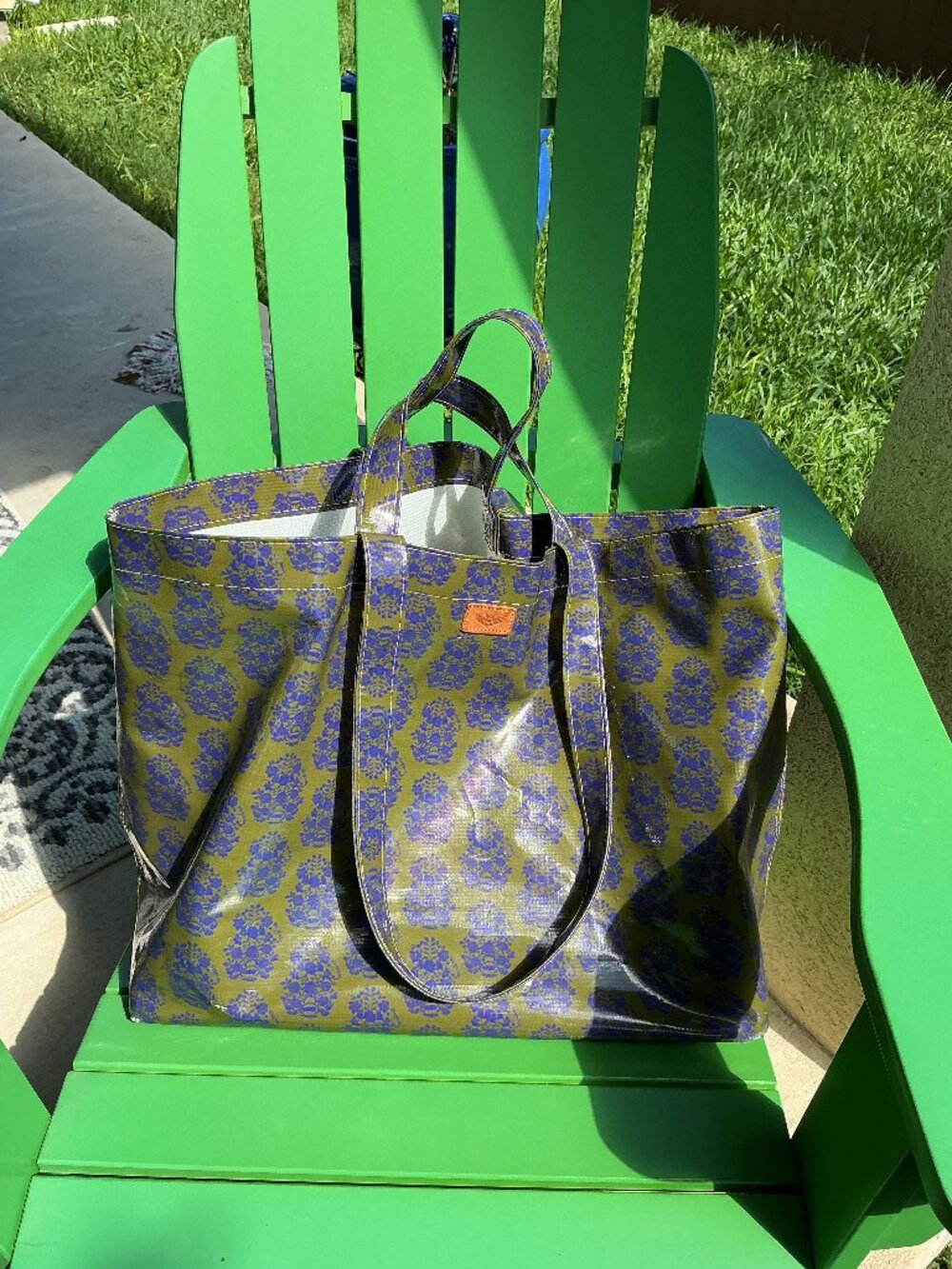 ✨ Consuela Tote Bag – Olive & Blue Floral Print | Large Carryall ✨ - Picture 4 of 7
